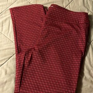 Crown & Ivy burgundy flocked diamond patterned pant 1X
